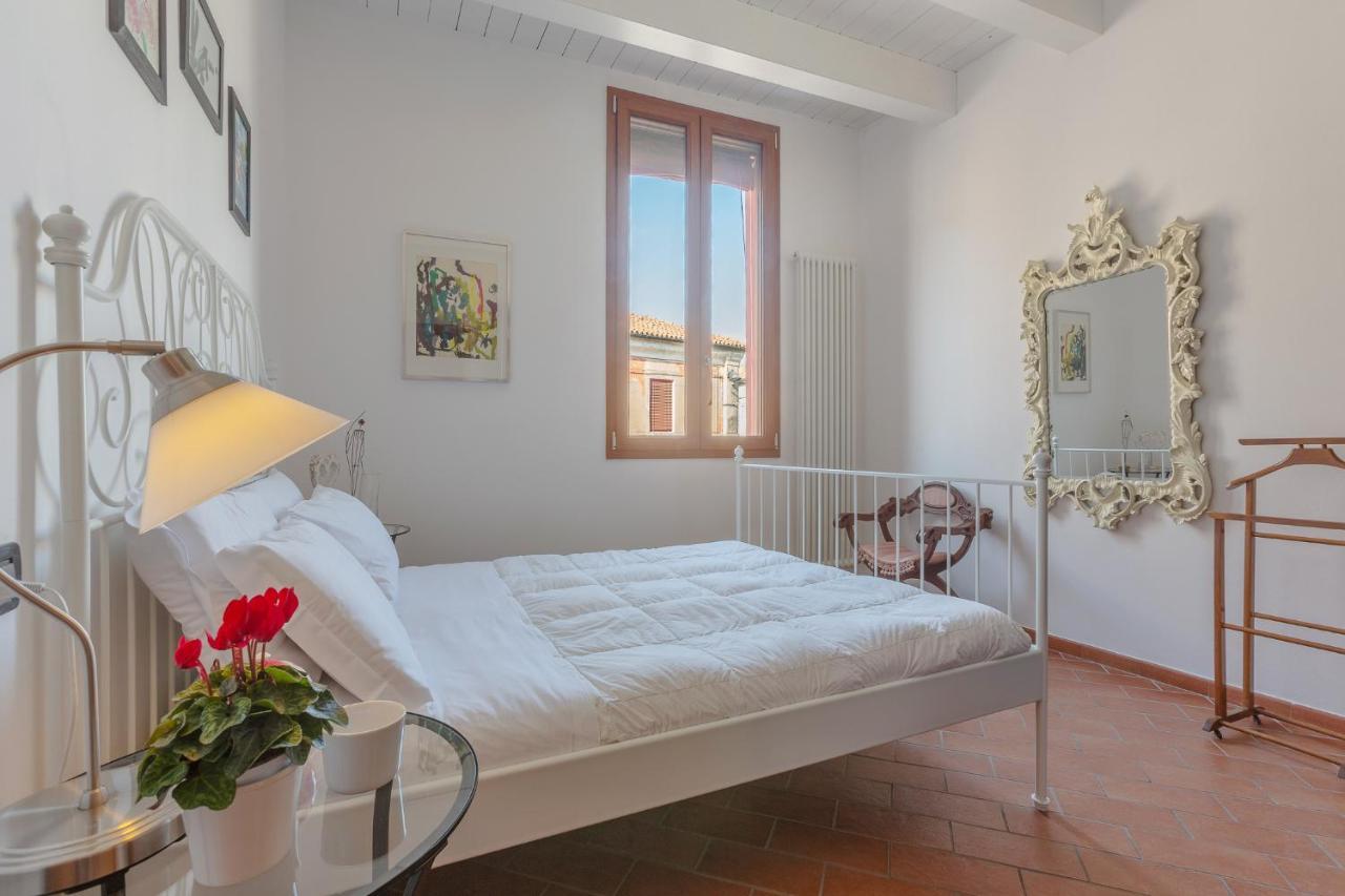 Dimora Tipica Ferrarese Apartment Luaran gambar
